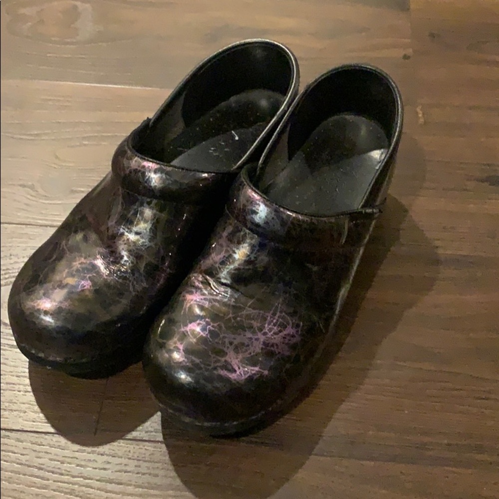Dansko size 39